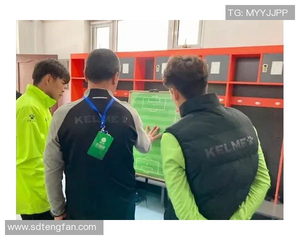 新疆足球教练的成长之路与地方足球发展的新机遇